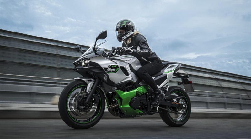 Kawasaki hace historia con la primera motocicleta híbrida en Chile: Ninja 7 Hybrid
