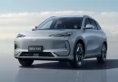 Geely EX5 lanza su primera actualización global OTA en 2026