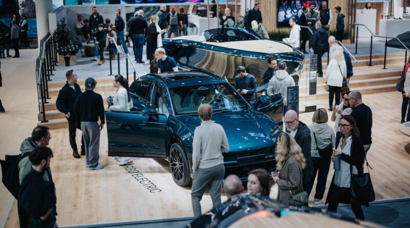 Porsche en boot Düsseldorf 2026: importantes estrenos cerca del cliente