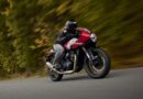 Triumph Motorcycles amplía su espectro con las nuevas Tracker 400 y Thruxton 400