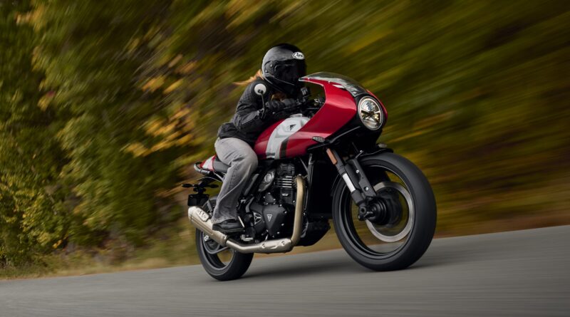 Triumph Motorcycles amplía su espectro con las nuevas Tracker 400 y Thruxton 400